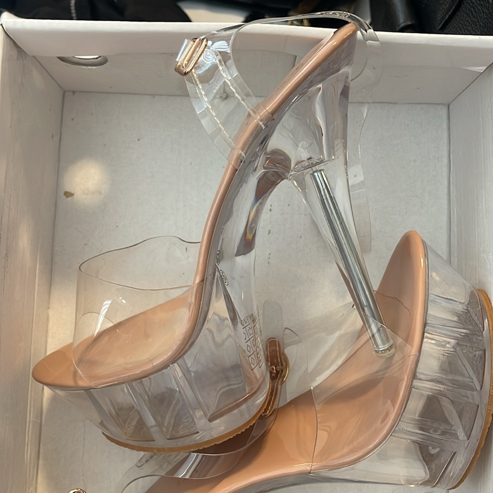 Platform heels - Picture 2 of 4